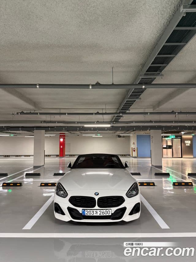 BMW Z4 2025 — Photo 13/17