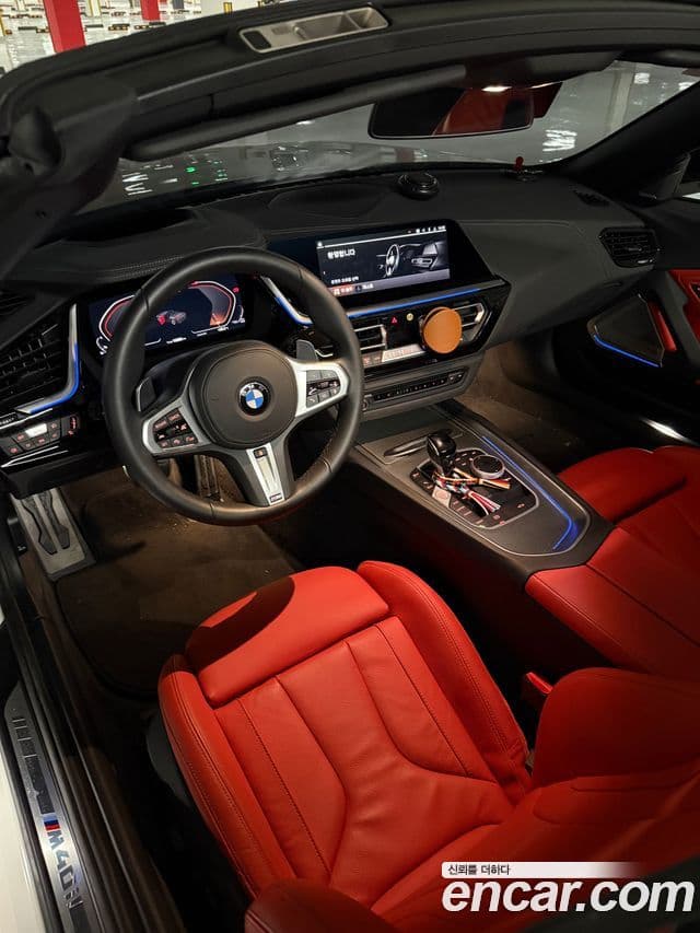 BMW Z4 2025 — Photo 8/17