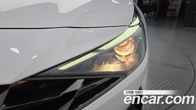 Hyundai The New Avante Hybrid 2023 — Şəkil 6/30