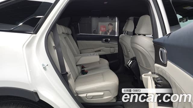 Kia Sorento 2024 — фото 12 из 20