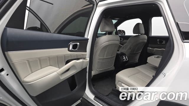 Kia Sorento 2024 — Photo 15/36