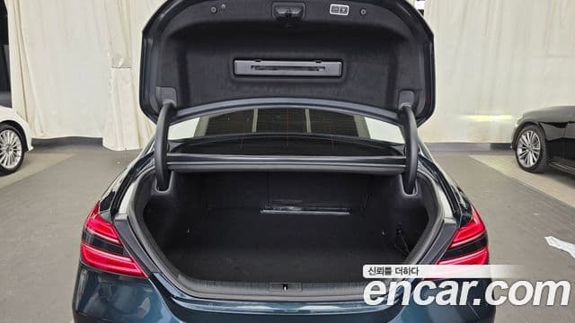 Genesis G70 2022 — Şəkil 20/20
