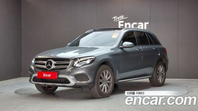 Mercedes-Benz GLC-Class 2018 — Şəkil 1/20