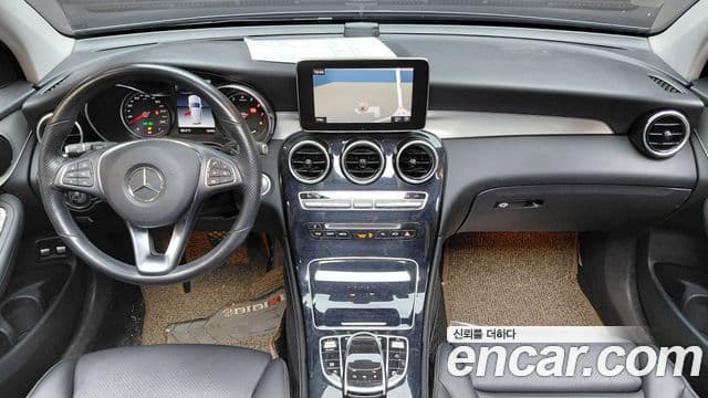 Mercedes-Benz GLC-Class 2018 — Şəkil 7/20