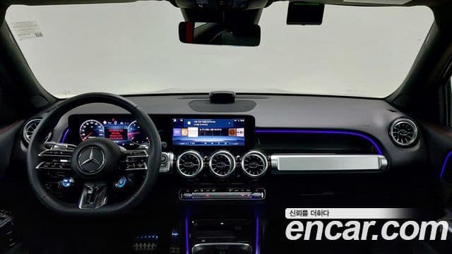 Mercedes-Benz GLB-Class 2025 — Şəkil 10/17