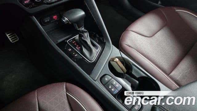 Kia Niro 2021 — Şəkil 9/20