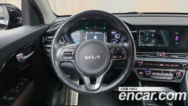 Kia Niro 2021 — Şəkil 14/20