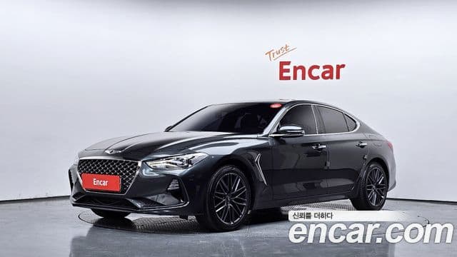 Genesis G70 2018 — фото 1 из 20
