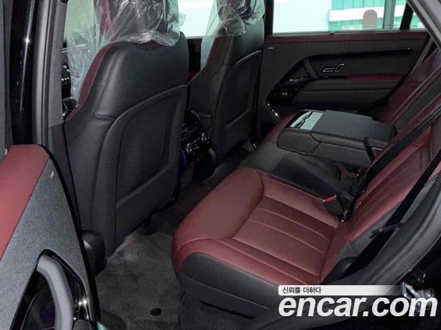 Land Rover Range Rover Sport 2026 — Photo 2/6
