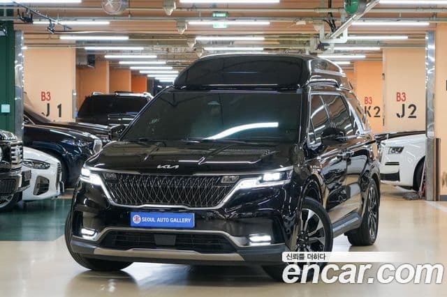 Kia Carnival 2023 — ფოტო 3/20