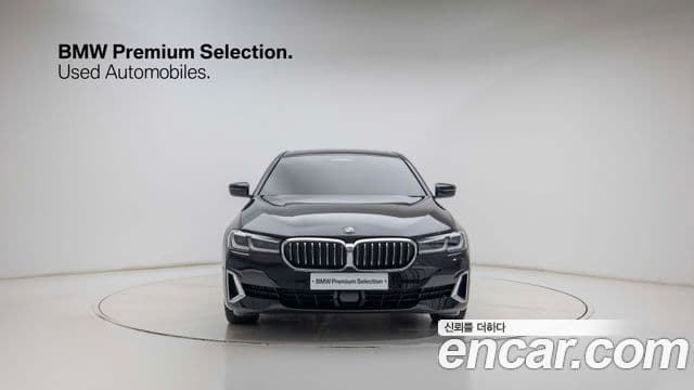 BMW 5 Series 2022 — ფოტო 2/20