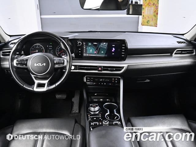 Kia K5 2022 — Şəkil 10/20