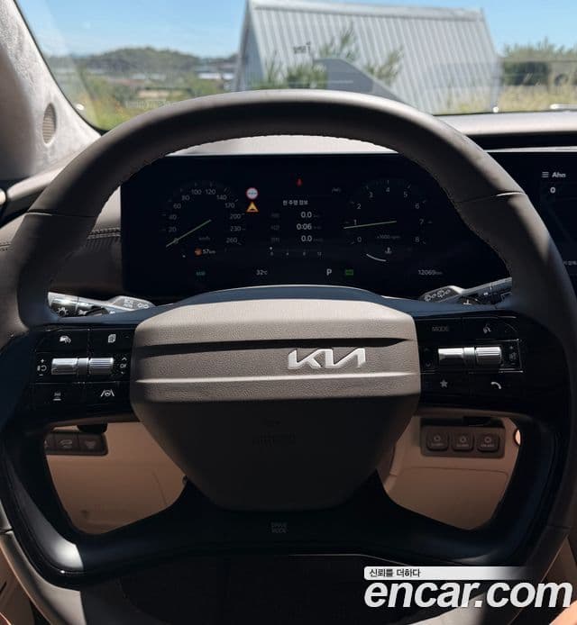 Kia Carnival 2025 — Şəkil 5/20