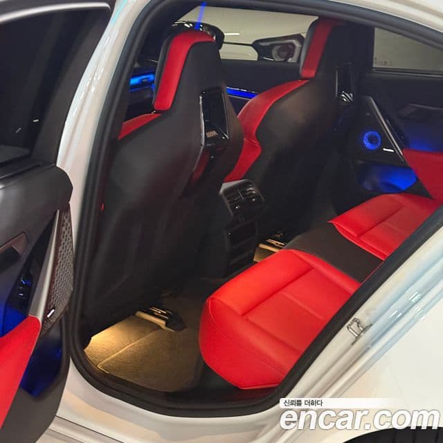 BMW M5 2025 — ფოტო 4/12