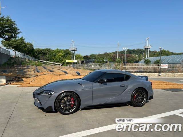 Toyota Supra 2024 — ფოტო 3/9