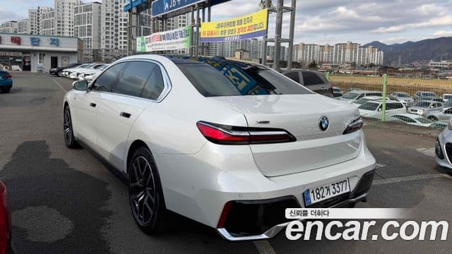 BMW 7 Series 2024 — Şəkil 3/9