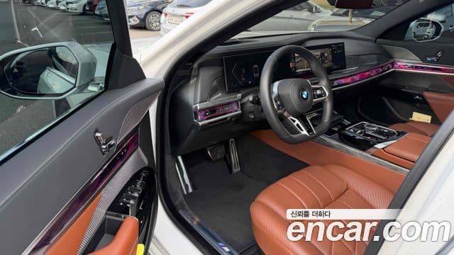 BMW 7 Series 2024 — Şəkil 8/9