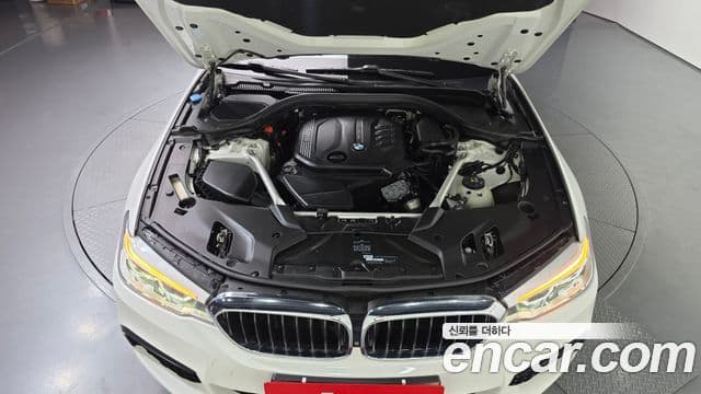 BMW 5 Series 2019 — Фото 6/20
