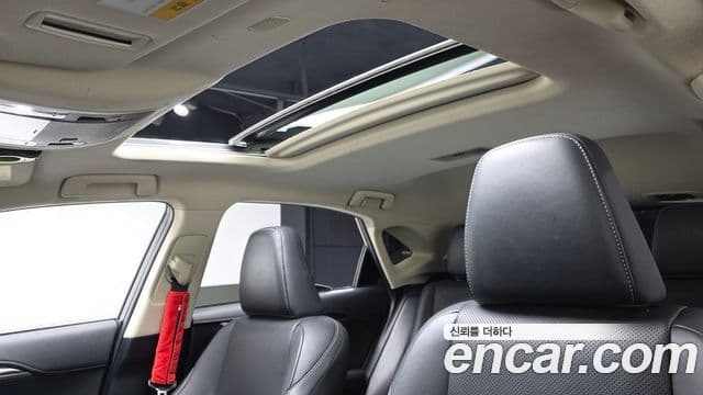 Lexus NX300h 2019 — Şəkil 17/20