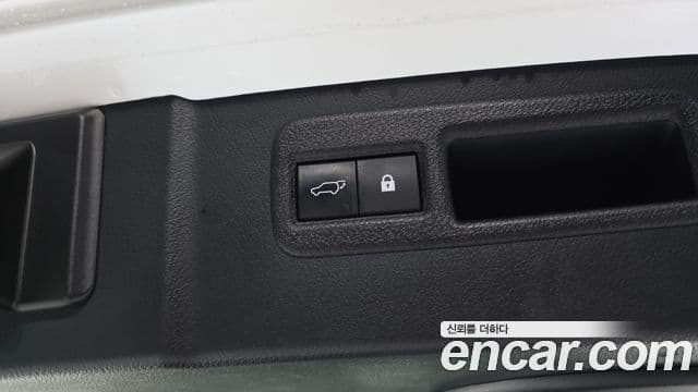 Lexus NX300h 2019 — Şəkil 20/20