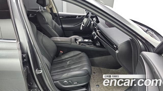 Genesis Electrified G80 2021 — фото 12 из 20