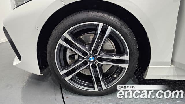 BMW 1 Series 2024 — фото 5 из 20