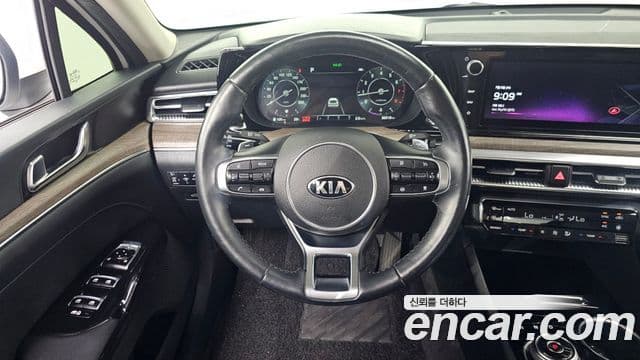 Kia K5 2021 — Şəkil 11/20