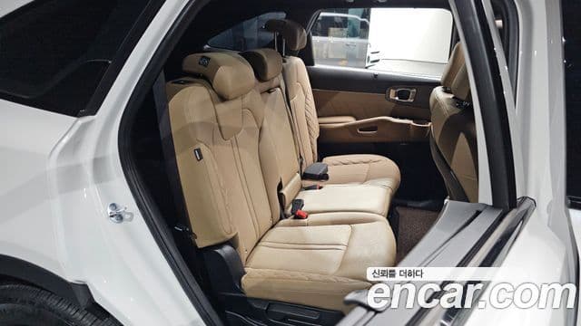 Kia Sorento 2025 — ფოტო 10/20