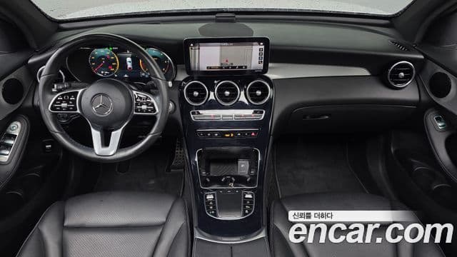 Mercedes-Benz GLC-Class 2020 — Şəkil 7/20