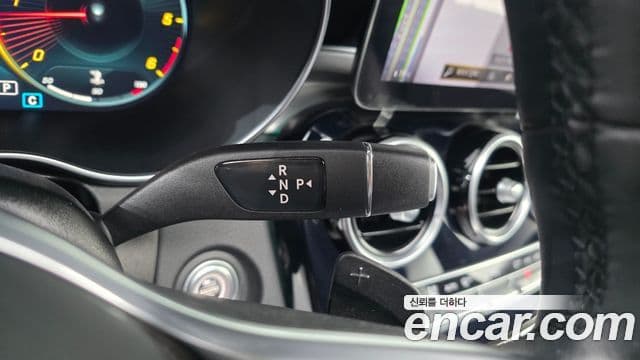 Mercedes-Benz GLC-Class 2020 — Şəkil 9/20