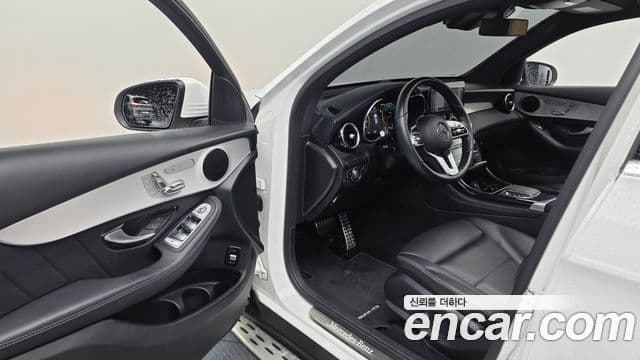Mercedes-Benz GLC-Class 2020 — Şəkil 10/20