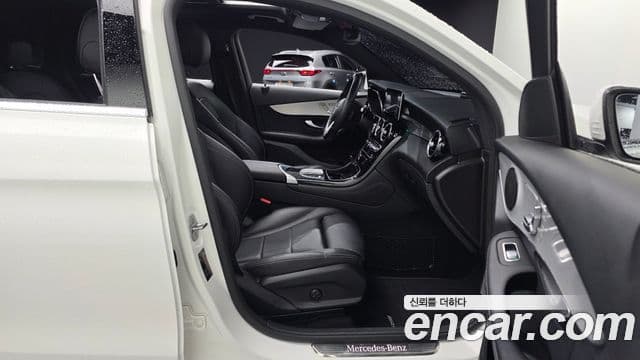 Mercedes-Benz GLC-Class 2020 — Şəkil 11/20