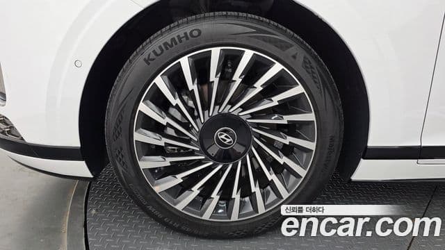 Hyundai Grandeur 2024 — ფოტო 5/20