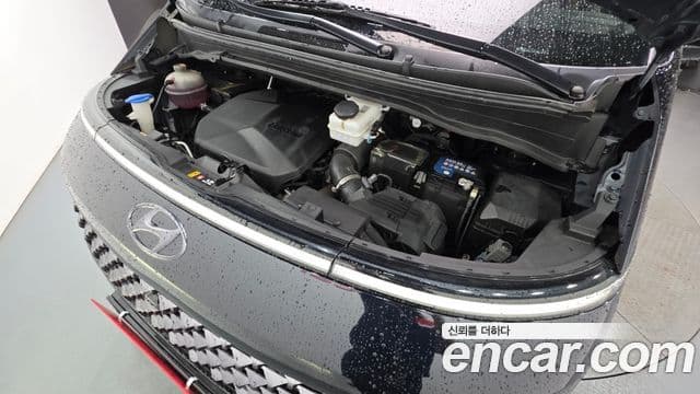 Hyundai Staria 2021 — ფოტო 6/20