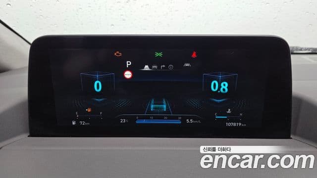 Hyundai Staria 2021 — ფოტო 8/20