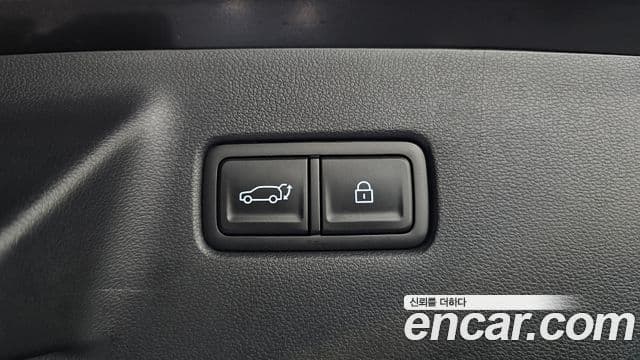 Hyundai Santa Fe 2025 — фото 16 из 20