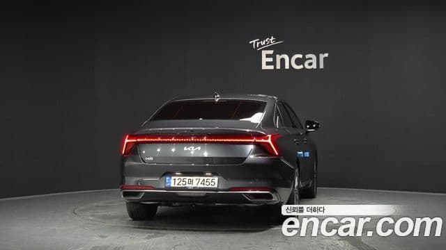 Kia K8 2021 — ფოტო 4/20