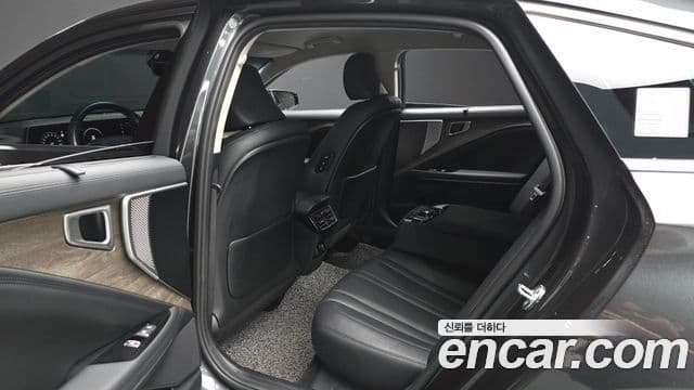 Kia K8 2021 — ფოტო 11/20
