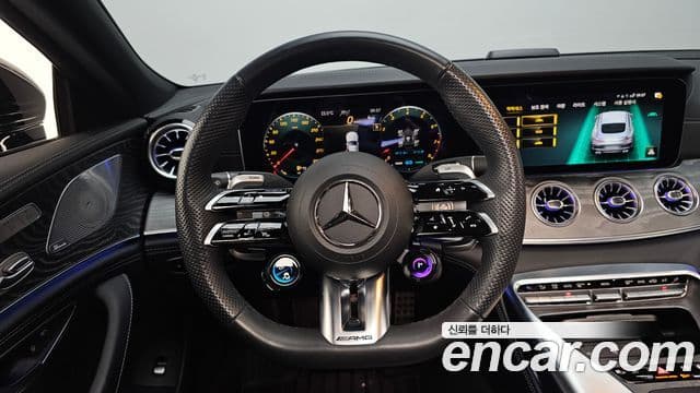 Mercedes-Benz AMG GT 2023 — фото 13 из 20
