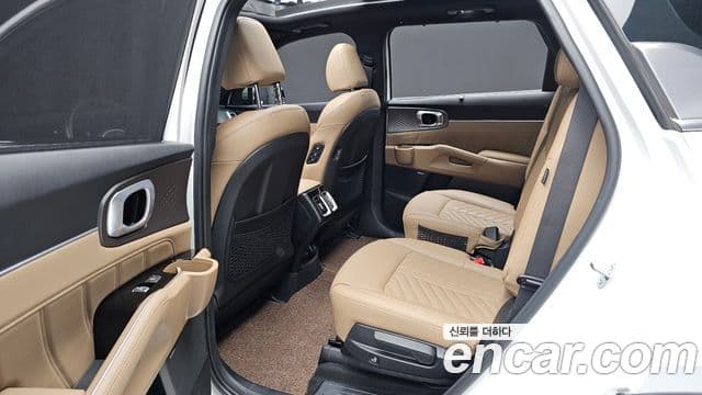 Kia Sorento 2024 — Şəkil 10/20