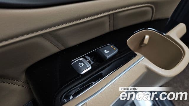 Kia Sorento 2024 — фото 17 из 20