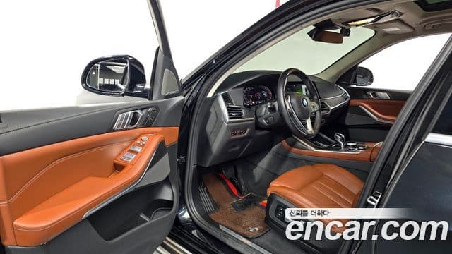 BMW X7 2022 — ფოტო 10/20