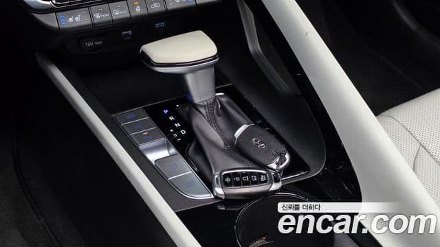 Hyundai Avante 2020 — Şəkil 9/20
