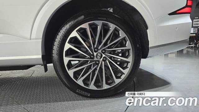 Hyundai Palisade 2025 — Photo 33/39