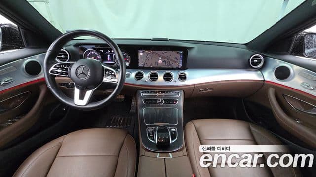 Mercedes-Benz E-Class 2019 — Şəkil 7/20