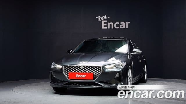 Genesis G70 2019 — ფოტო 8/19