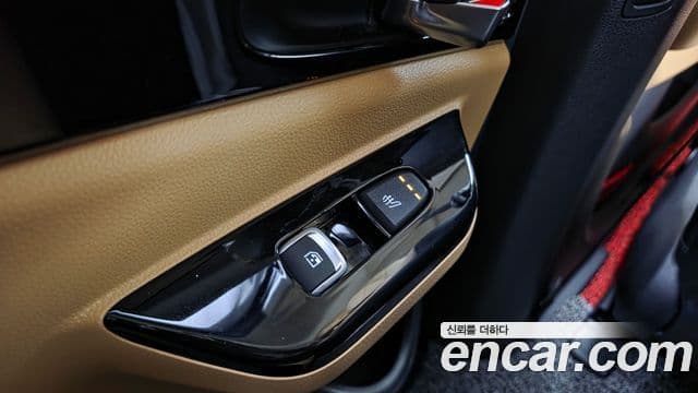 Kia Carnival 2020 — фото 19 из 20