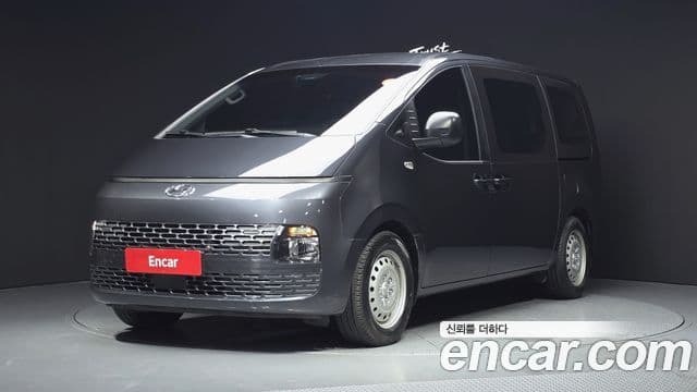 Hyundai Staria 2022 — ფოტო 1/20