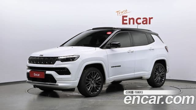 Jeep Compass 2022 — ფოტო 10/20