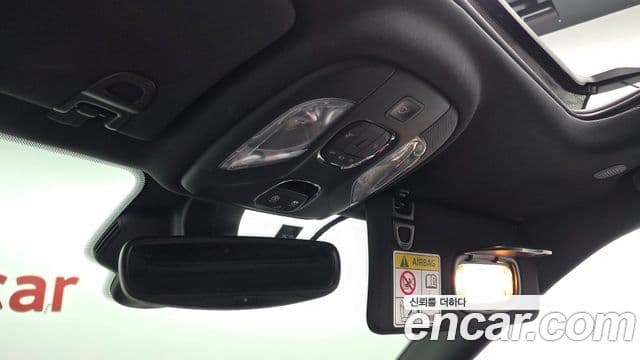 Jeep Compass 2022 — Şəkil 17/33